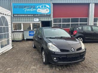  Renault Clio Clio III (BR/CR), Hatchback, 2005 / 2014 1.6 16V 2006/6