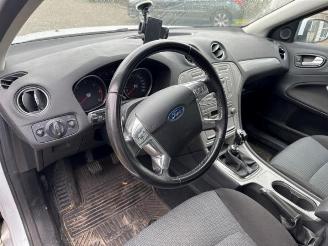 Ford Mondeo Mondeo IV Wagon, Combi, 2007 / 2015 2.0 TDCi 130 16V picture 4