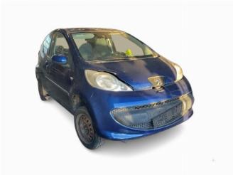 Autoverwertung Peugeot 107 107, Hatchback, 2005 / 2014 1.0 12V 2006/2