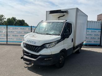 damaged trucks Iveco Daily 35C14 Koelwagen 2020/1