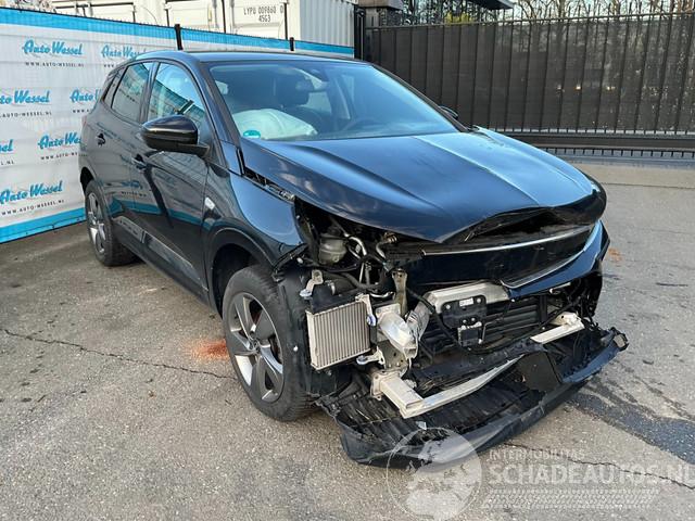 Opel Grandland 1.2 Turbo GS