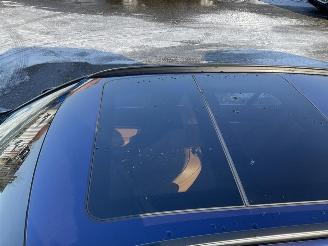 BMW 3-serie 320 320i Executive picture 19