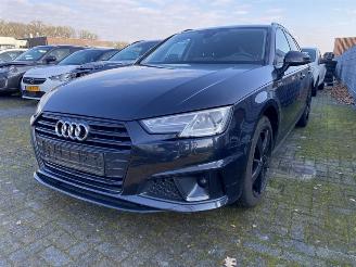 uszkodzony samochody osobowe Audi A4 Avant 2.0 TDi (140kW) NAVI SITZHEIZ. TEMPO 2017/6