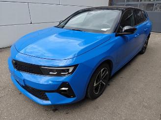krockskadad bil auto Opel Astra Sports Tourer GS. 1.2 Turbo 96 kW (130 PS) AT-8 2025/6