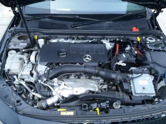 Mercedes A-klasse A 177 A-220 TURBO 16V picture 17