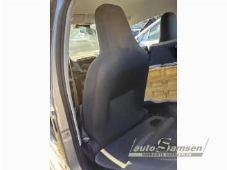 Volkswagen Up! Up! (121), Hatchback, 2011 1.0 12V 60 picture 32