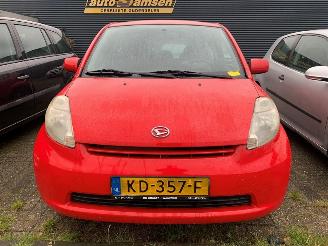 Daihatsu Sirion  picture 2