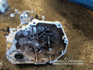 Suzuki Celerio Celerio (LF), Hatchback 5-drs, 2014 1.0 12V Dualjet picture 11