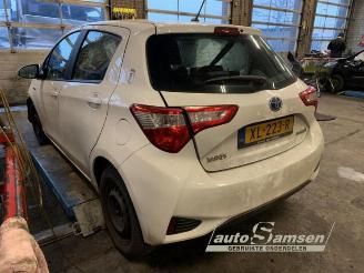 Toyota Yaris Yaris III (P13), Hatchback, 2010 / 2020 1.5 16V Hybrid picture 4