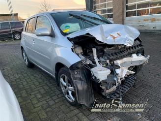 Toyota Urban Cruiser Urban Cruiser, SUV, 2009 / 2016 1.33 Dual VVT-I 16V 2WD picture 2