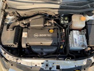 Opel Astra Astra H (L48), Hatchback 5-drs, 2004 / 2014 1.6 16V Twinport picture 10