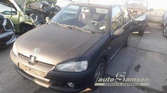 demontáž osobní automobily Peugeot 106 106 II, Hatchback, 1996 / 2004 1.1 XN,XR,XT,Accent 2000/1