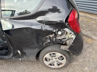 Kia Picanto  picture 10