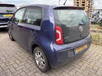 Volkswagen Up!  picture 2