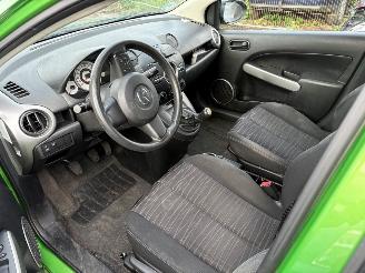 Mazda 2  picture 6