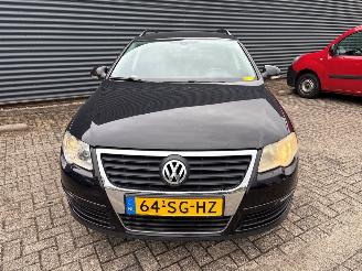 Volkswagen Passat  picture 2