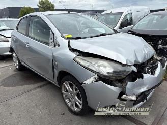 Salvage car Mazda 2 2 (DE), Hatchback, 2007 / 2015 1.3 16V S-VT High Power 2008/1
