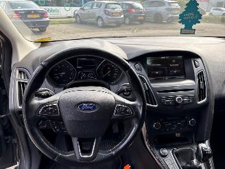 Ford Focus  picture 9