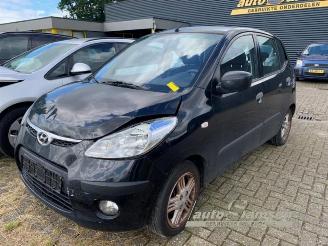 Coche siniestrado Hyundai I-10 i10 (F5), Hatchback, 2007 / 2013 1.1i 12V 2010/9