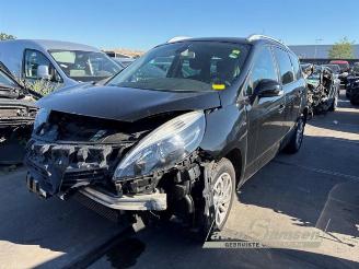 demontáž osobní automobily Renault Grand-scenic Grand Scenic III (JZ), MPV, 2009 / 2016 1.2 16V TCe 130 2015/2