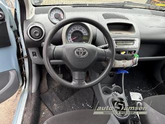 Toyota Aygo Aygo (B10), Hatchback, 2005 / 2014 1.0 12V VVT-i picture 10
