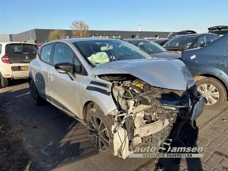 demontáž osobní automobily Renault Clio Clio IV (5R), Hatchback 5-drs, 2012 / 2021 0.9 Energy TCE 90 12V 2013/8