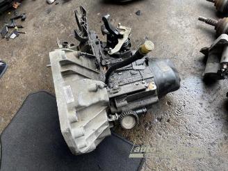 Renault Clio Clio IV (5R), Hatchback 5-drs, 2012 / 2021 0.9 Energy TCE 90 12V picture 13