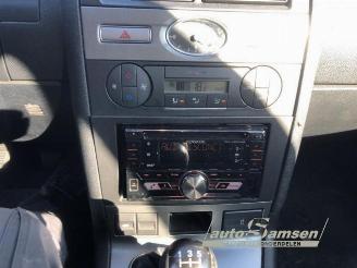 Ford Mondeo Mondeo III, Hatchback, 2000 / 2007 2.0 16V picture 8