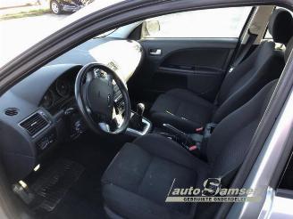 Ford Mondeo Mondeo III, Hatchback, 2000 / 2007 2.0 16V picture 7