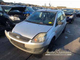 Vrakbiler auto Ford Fiesta Fiesta 5 (JD/JH), Hatchback, 2001 / 2009 1.3 2007/2