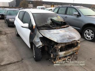 Toyota Yaris Yaris III (P13), Hatchback, 2010 / 2020 1.0 12V VVT-i picture 11