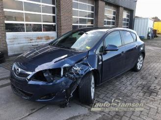 Opel Astra Astra J (PC6/PD6/PE6/PF6), Hatchback 5-drs, 2009 / 2015 1.4 Turbo 16V picture 10