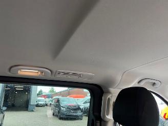 Mercedes V-klasse 220d  PKW 7P AUTOM. KLIMA NAVI LANG picture 15