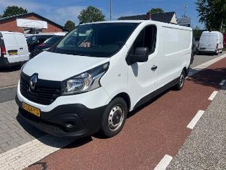 krockskadad bil bedrijf Renault Trafic 1.6 DCI  88KW L2H1 LANG AIRCO KLIMA EURO6 2018/10