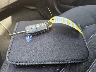 Ford Mondeo 1.0 EcoBoost 12V Combi/o  Benzine 998cc 92kW (125pk) FWD picture 14