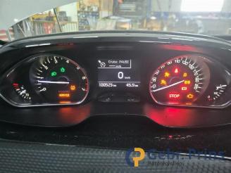 Peugeot 2008 2008 (CU), MPV, 2013 / 2019 1.2 Vti 12V PureTech 82 picture 10