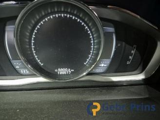 Volvo V-60 V60 I (FW/GW), Combi, 2010 / 2018 2.4 D6 20V AWD Twin Engine Plug-in Hybrid picture 5