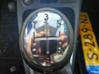 Renault Captur 0.9 Energy TCE 12V SUV  Benzine 898cc 66kW (90pk) FWD picture 14