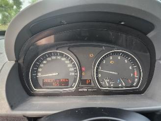 BMW X3 2.5 24V SUV  Benzine 2.495cc 141kW (192pk) 4x4 picture 14