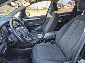 BMW 2-serie 218i 1.5 TwinPower Turbo 12V MPV  Benzine 1.499cc 100kW (136pk) FWD picture 9