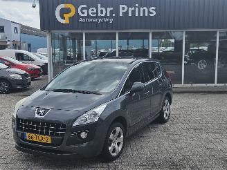 škoda osobní automobily Peugeot 3008 1.6 VTI 16V MPV  Benzine 1.598cc 88kW (120pk) FWD 2012/4