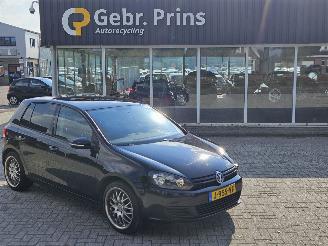 krockskadad bil auto Volkswagen Golf 1.2 TSI Hatchback  Benzine 1.197cc 63kW (86pk) FWD 2012/4