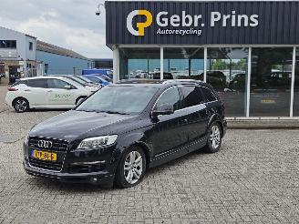 krockskadad bil auto Audi Q7 3.0 TDI V6 grijs kenteken 24V SUV  Diesel 2.967cc 171kW (232pk) 4x4 2006/7