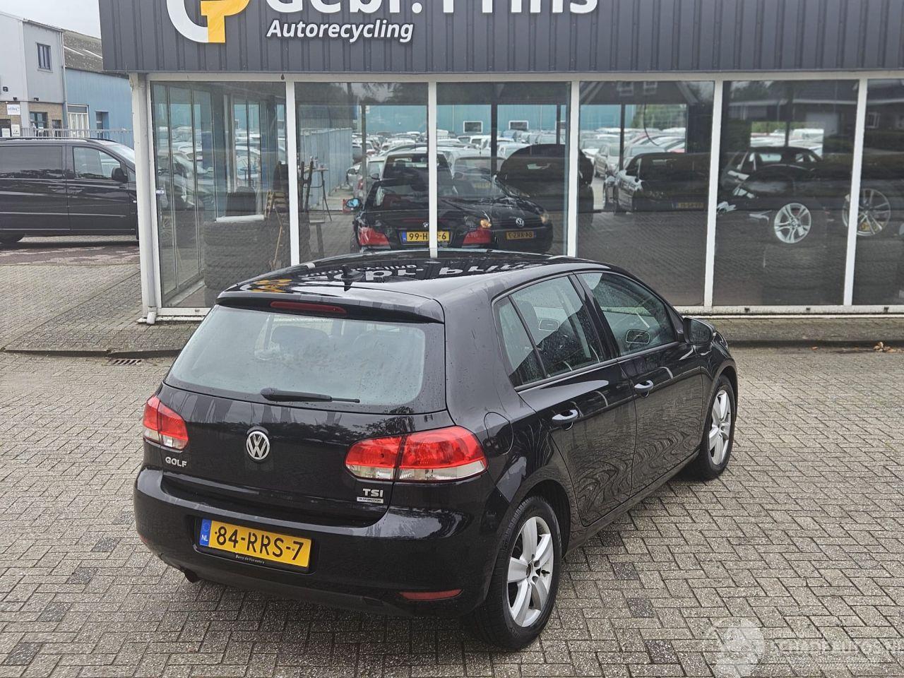 Volkswagen Golf 1.2 TSI BlueMotion Hatchback  Benzine 1.197cc 77kW (105pk)