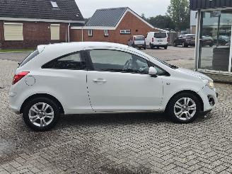 Opel Corsa 1.2 16V Hatchback  Benzine 1.229cc 63kW (86pk) FWD picture 10