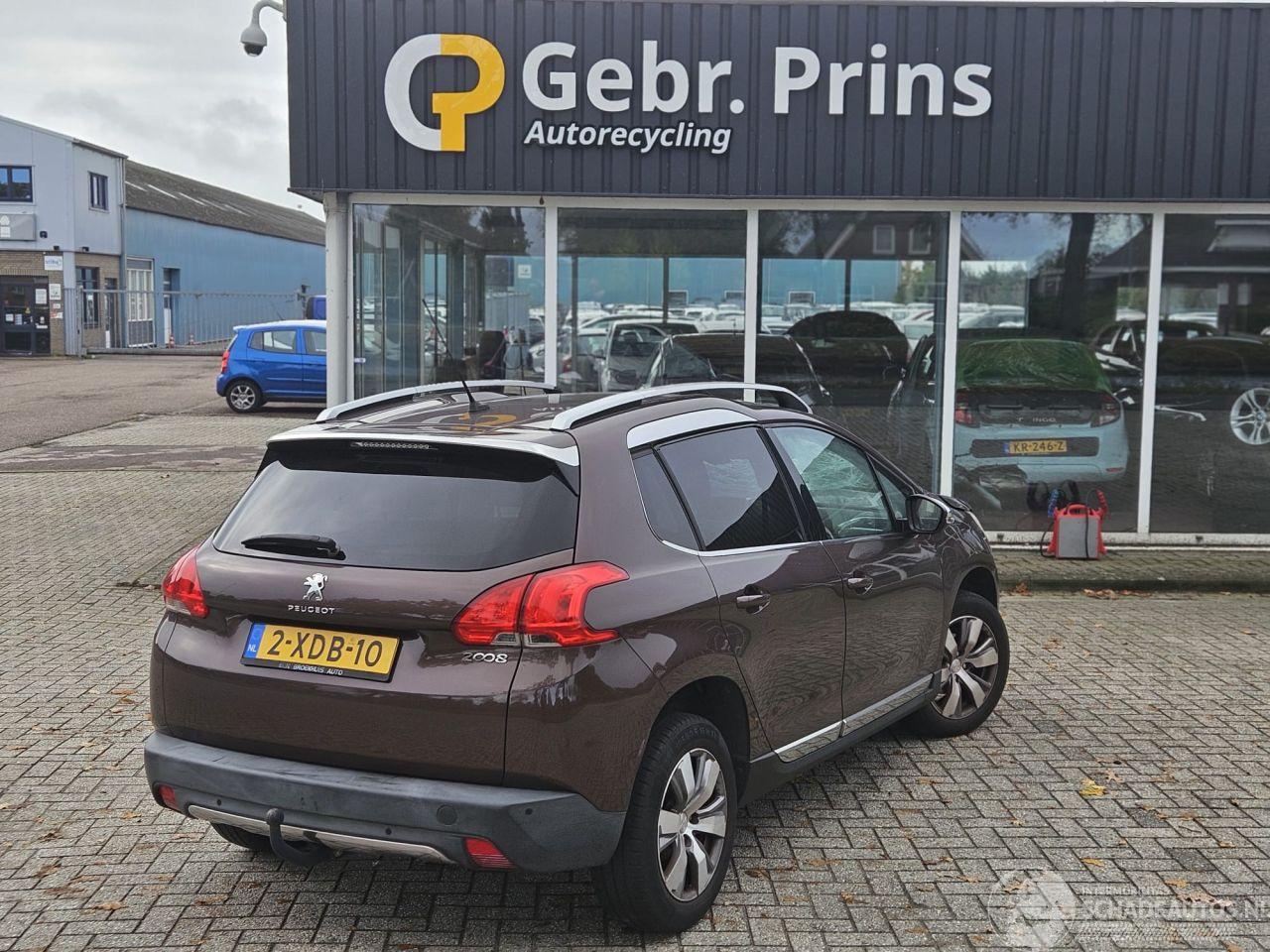 Peugeot 2008 1.2 Vti 12V PureTech 82 MPV  Benzine 1.199cc 60kW (82pk) FWD