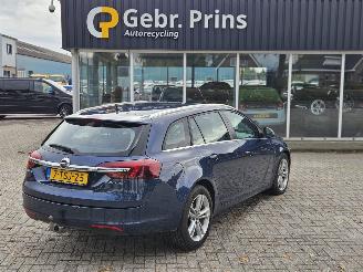 Damaged car Opel Insignia SPORTS TOURER SW 2.0 CDTI 16V 140 ecoFLEX Combi/o  Diesel 1.956cc 103kW 2014/5