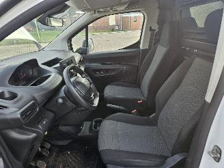 Peugeot Partner 1.6 BlueHDI 75 Bestel  Diesel 1.560cc 55kW (75pk) FWD picture 10