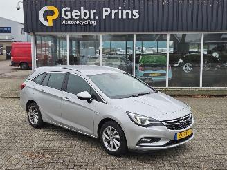 Vaurioauto  passenger cars Opel Astra SPORTS TOURER+ 1.0 Turbo 12V Combi/o  Benzine 999cc 77kW (105pk) FWD 2019/6
