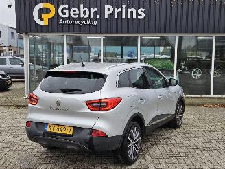 skadebil auto Renault Kadjar 1.2 Energy TCE 130 SUV  Benzine 1.197cc 96kW (131pk) FWD 2016/12
